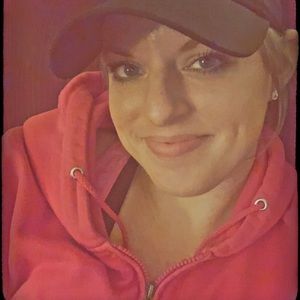 Meet your Posher, Mallory